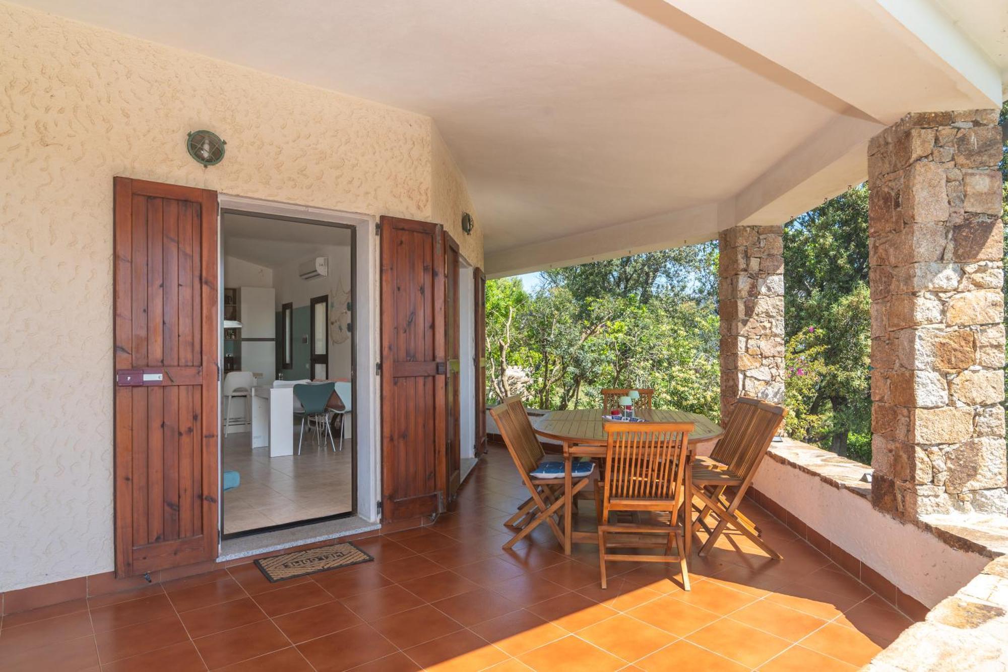 Villa Vista Mare Cala Ginepro Punta Molara Exterior photo